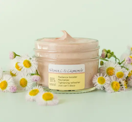 Mighty Brighty Vitamin C & Chamomile Brightening Face Mask – Calming Glow Enhancer, Farmhouse Fresh 1