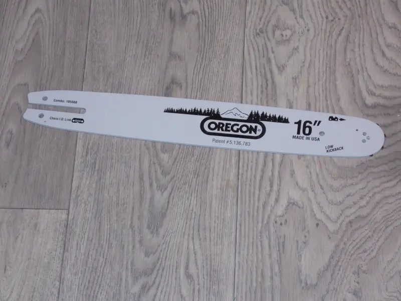Oregon 160Spea074 16" Low-Profile Chainsaw Guide Bar – 3/8" Lp, .050", 55 Dl 1
