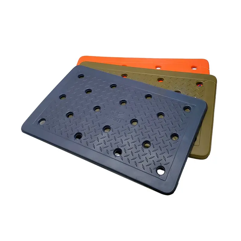 Wet Mutt Sporting Dog Mat – Small (28" X 18") 1
